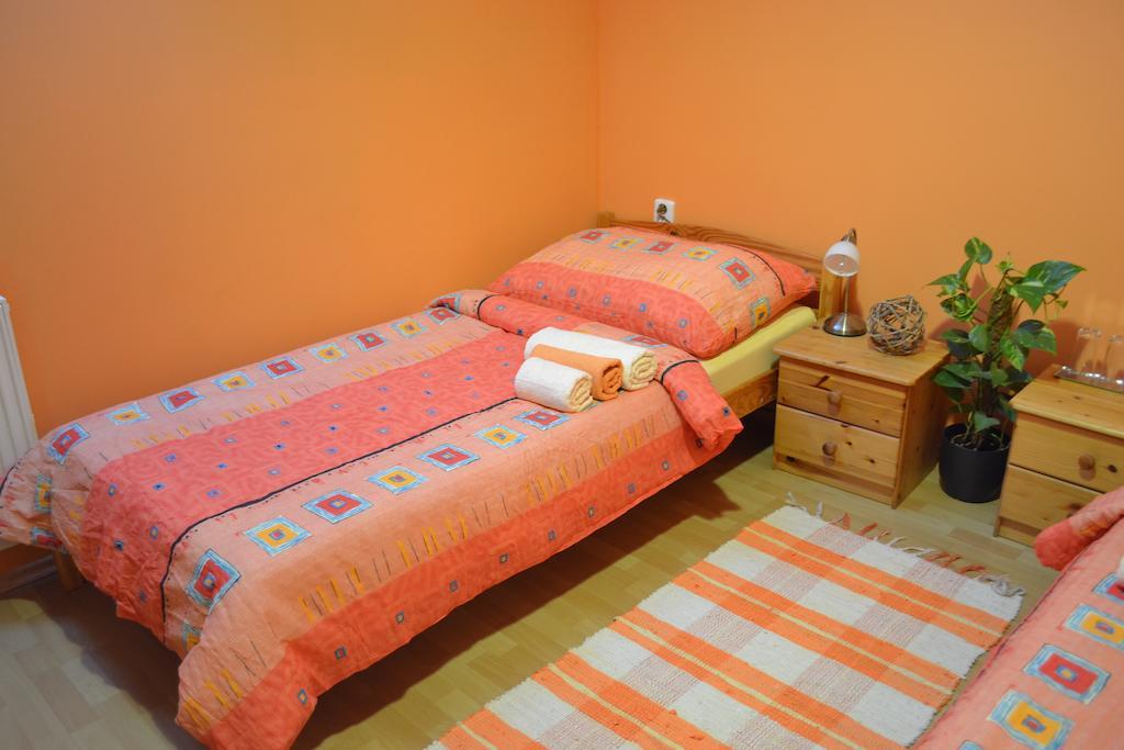 Hotel Byron Zlaté Moravce Camera foto